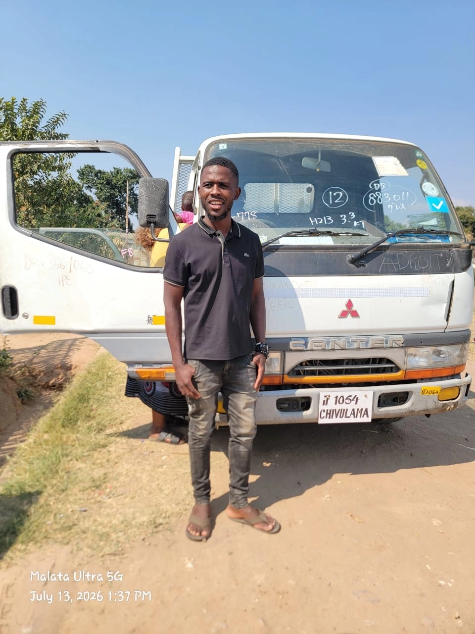 Customer from Zambia, Mitsubishi Canter Truck, 4D33 Engine
